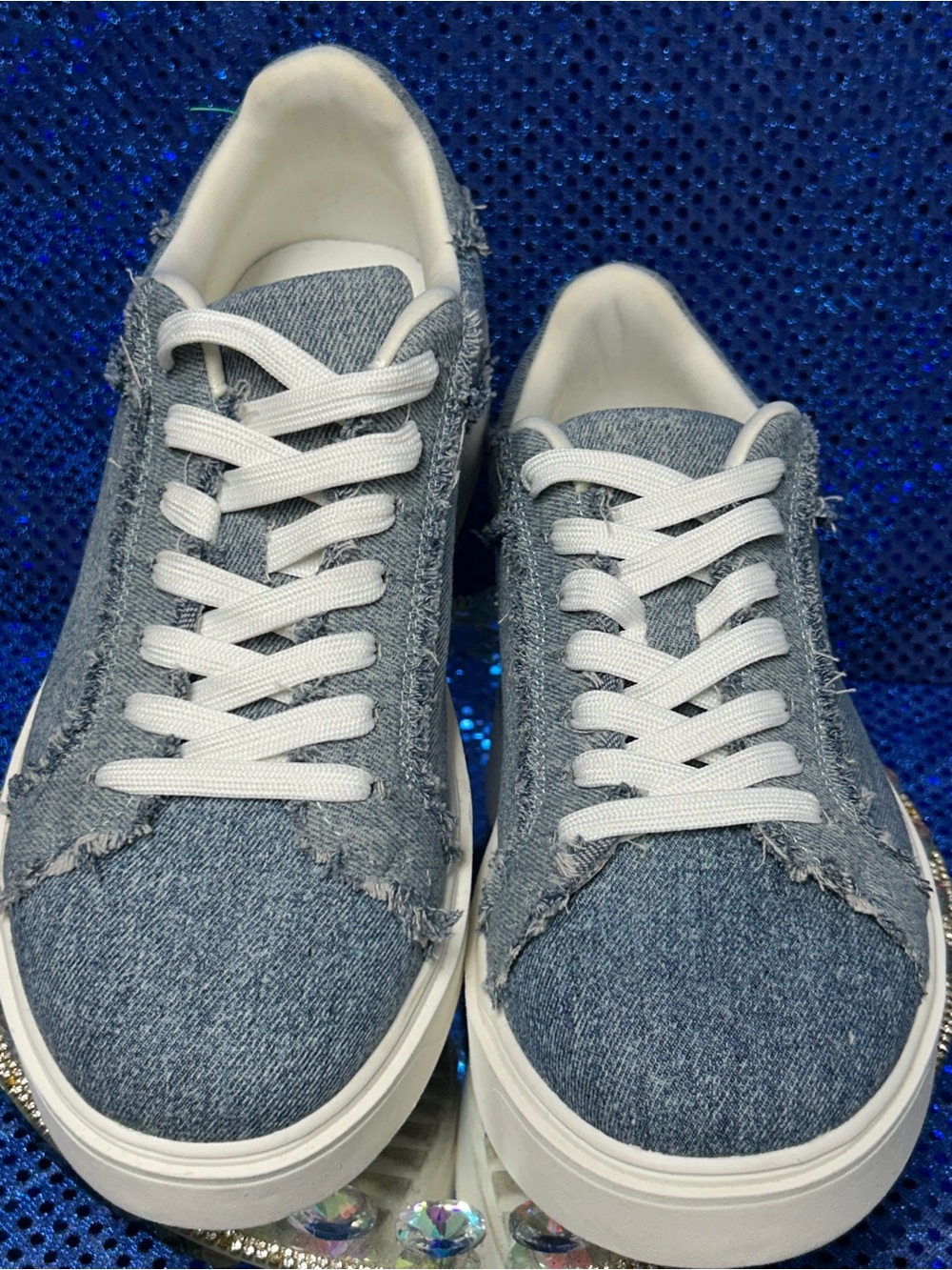 Torrid Denim Low-Top Lace-Up Sneakers in Blue Size 9WW